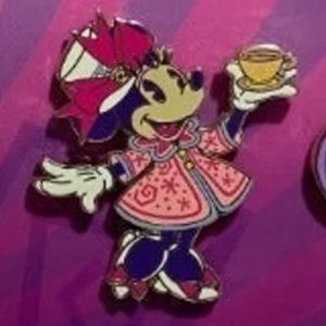Minnie mmma pin